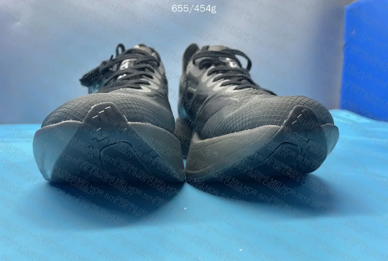 Adios Pro 4 Cinder Black 5