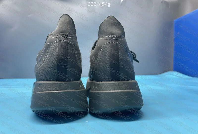 Adios Pro 4 Cinder Black 6