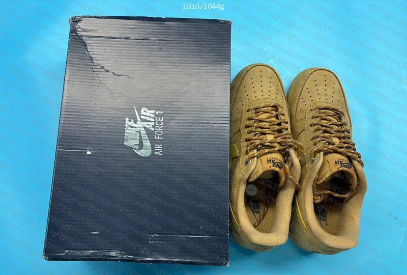 AF 1 '07 WB 10