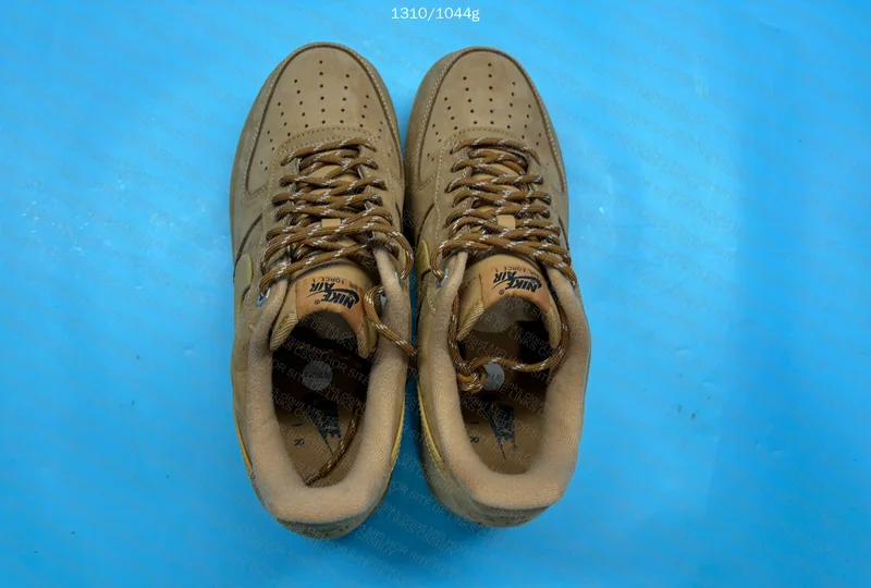AF 1 '07 WB 6