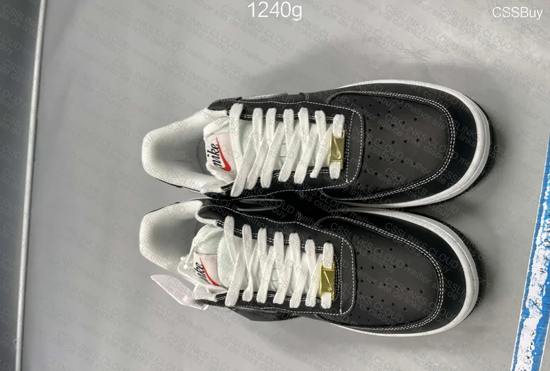 AF1 - Black 2