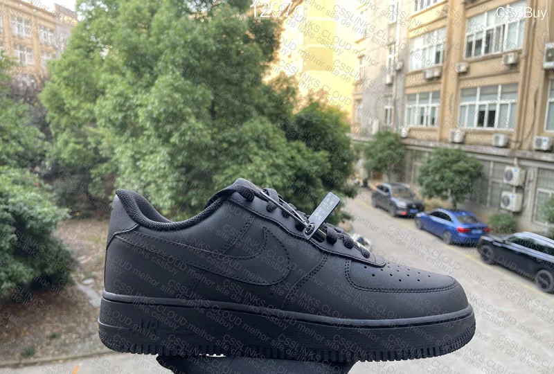 AF1 Black / AF1 Triple Black 9