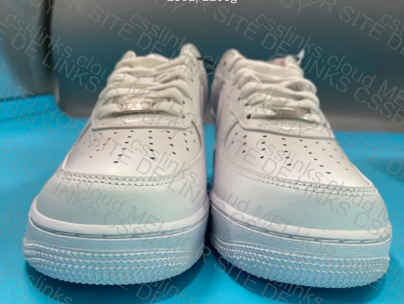 AF1 White Supreme 2