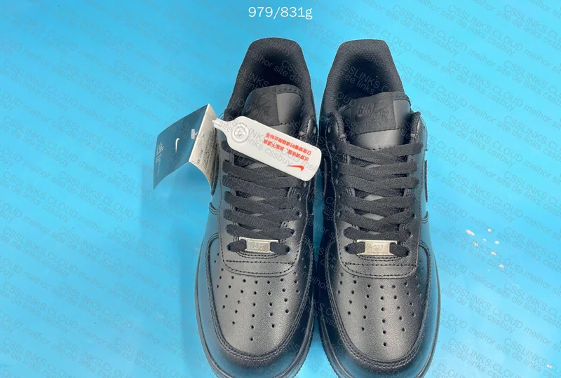 AF1 79y (Black)