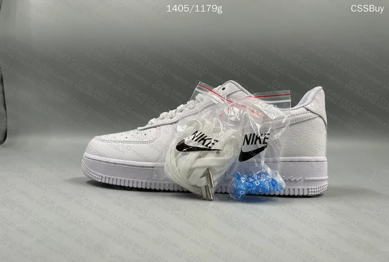 AF1 Drake/CLB 8