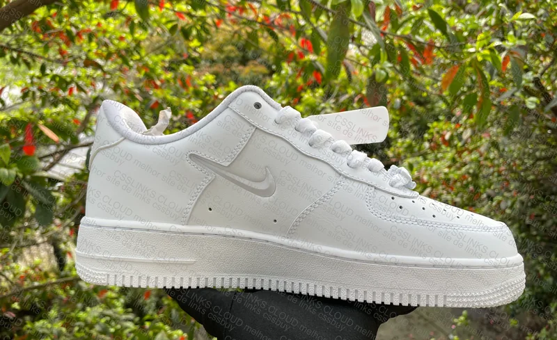 AF1 Low Tie-Dye Swoosh 3