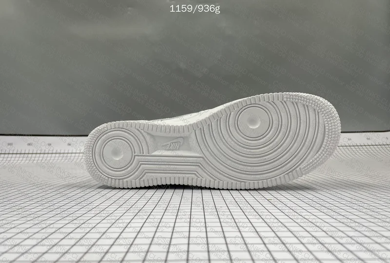 AF1 Low White 2
