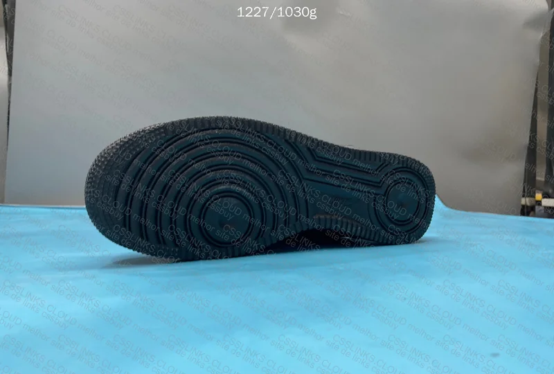 AF1 Black 79y 6