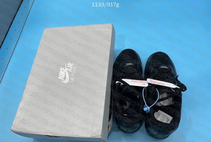 AF1 Black (OvoSneaker) 4