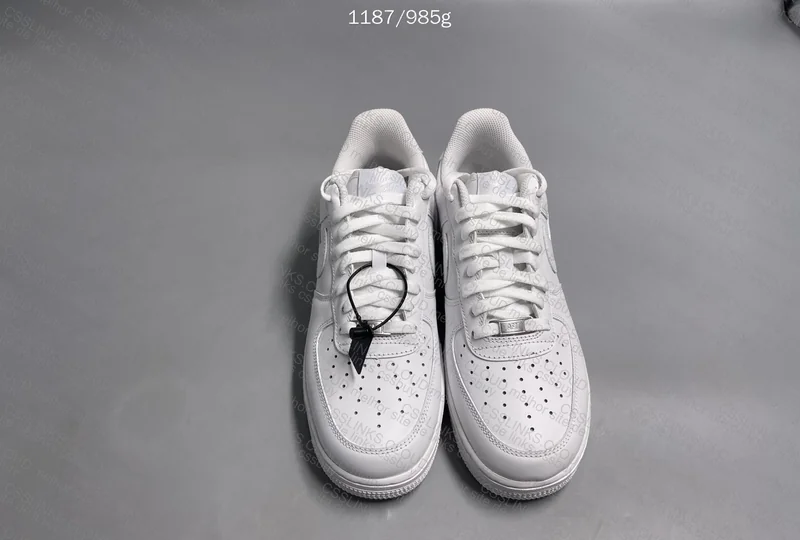 AF1 Pure White Chernobyl, ¥180.00 ($26.09), Size 40 (BR)