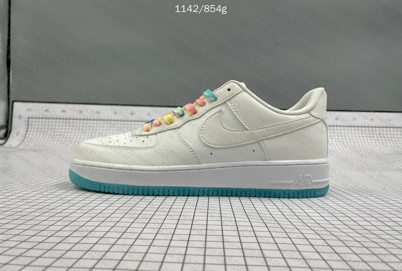 AF1 Reactive (color changes in sunlight)