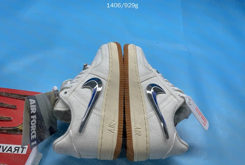 AF1 Travis Scott 4