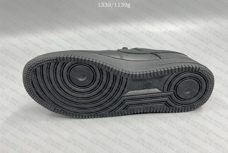 AF1 Triple Black 3