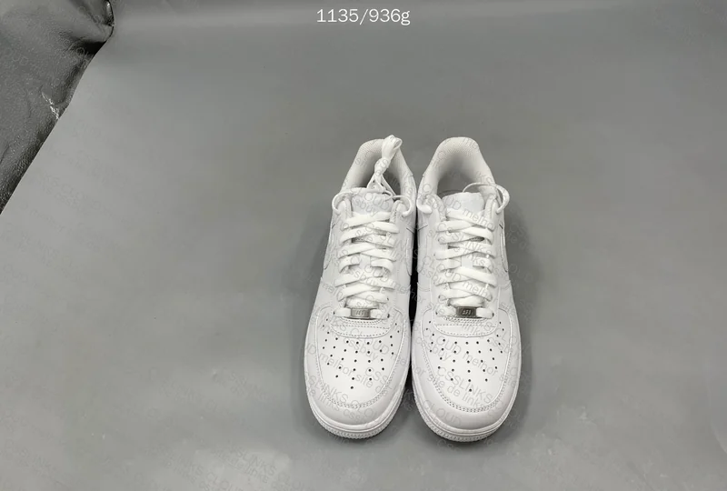 AF1 Triple White 2