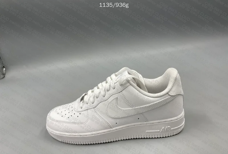 AF1 Triple White 5