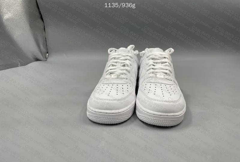 AF1 Triple White 7