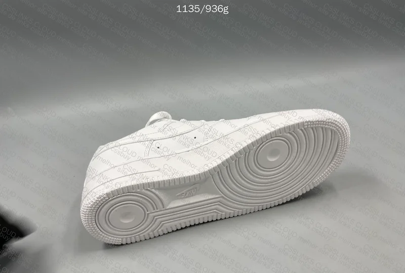 AF1 Triple White 8