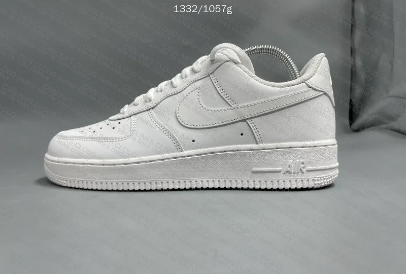 AF1 Triple White 6