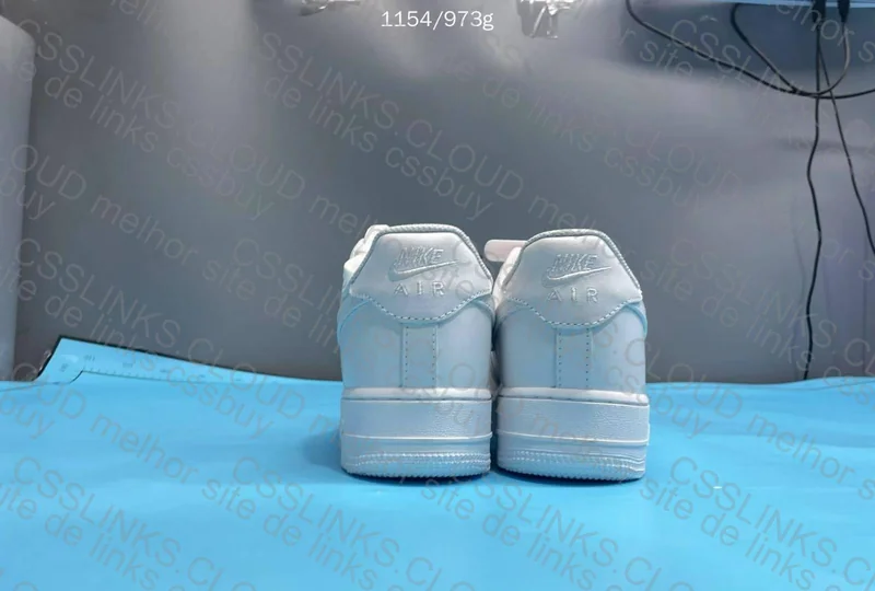 AF1 Triple White 2