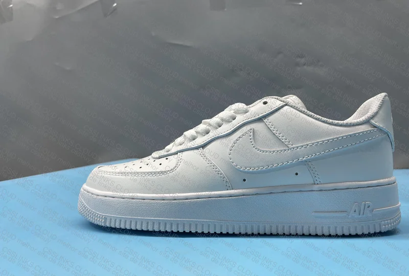 AF1 Triple White 4