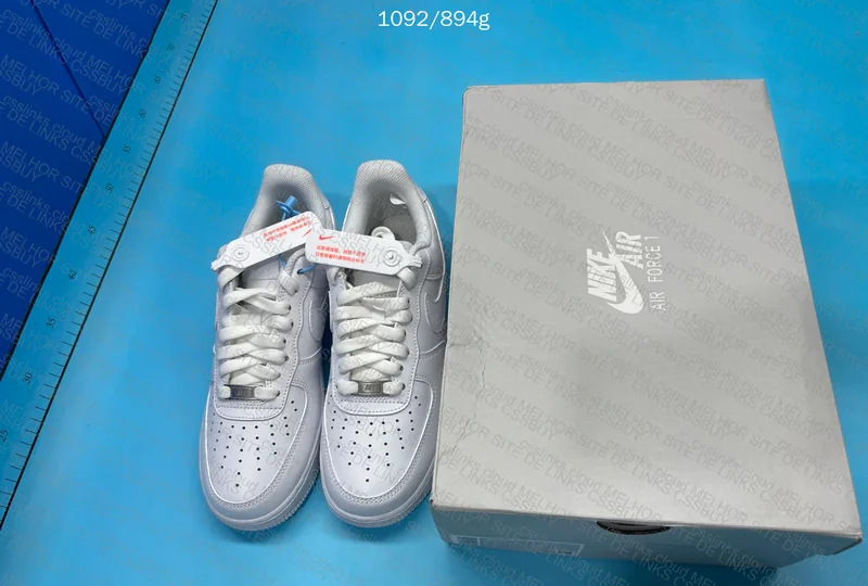AF1 White and Fleece Nike 6
