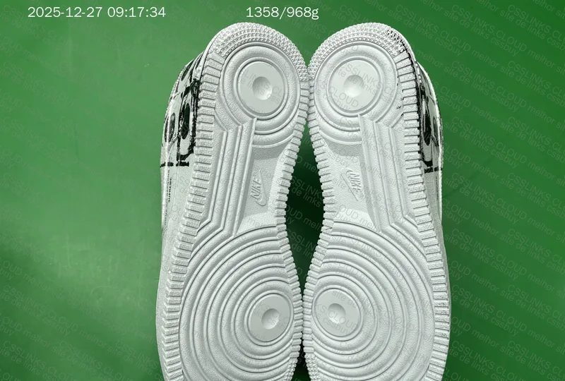 AF1 x CDG x Supreme for Resale 8