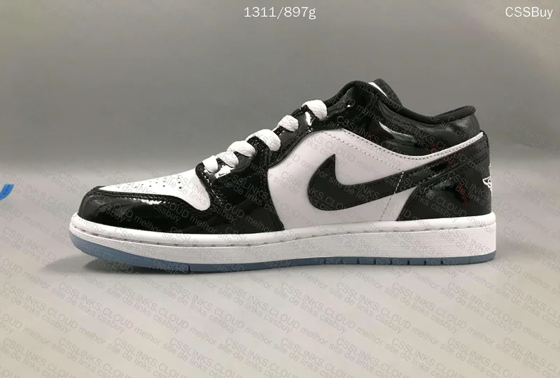 Air Jordan 1 Low Concord 2