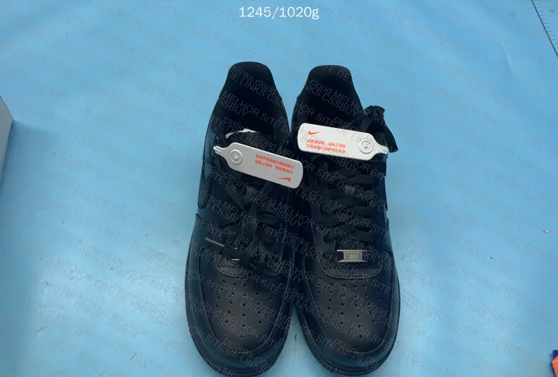 Air Force 01 Black (First Purchase) 5