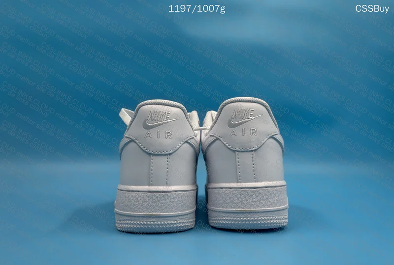 Air Force 01 Triple White 2