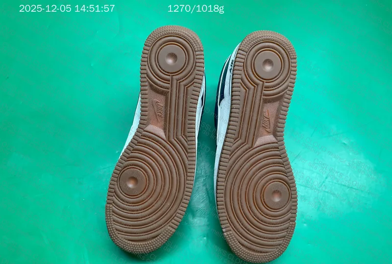 Air Force 1 '07 LV8 4