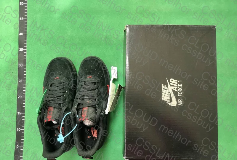 Air Force 1 '07 LV8 'Reflective Swoosh' 6