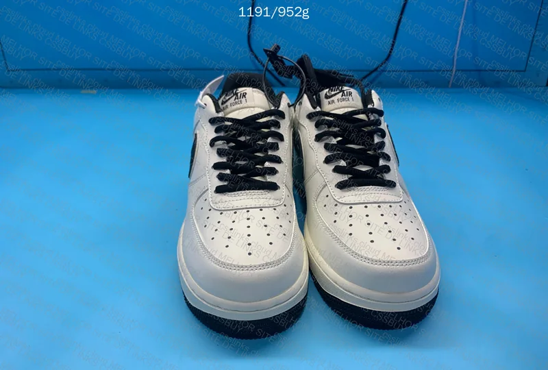 Air Force 1 Beige Crocodile Leather 2