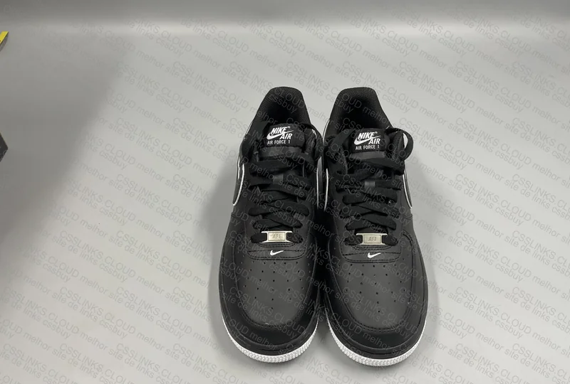 Air Force 1 Black and White