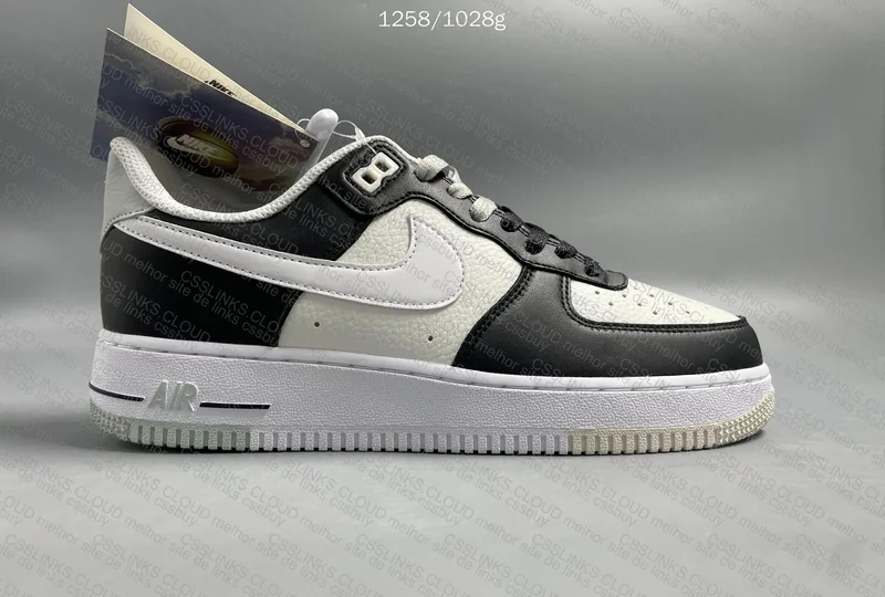 Air Force 1 Black and White