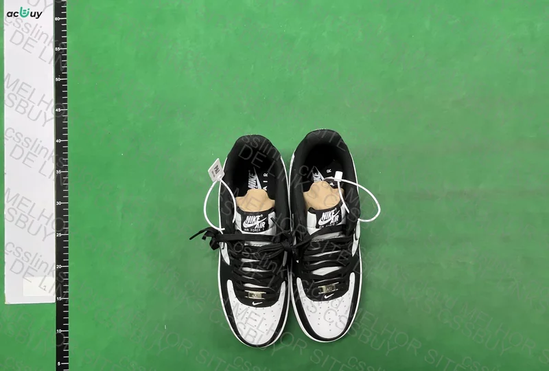 Air Force 1 Black and White 4