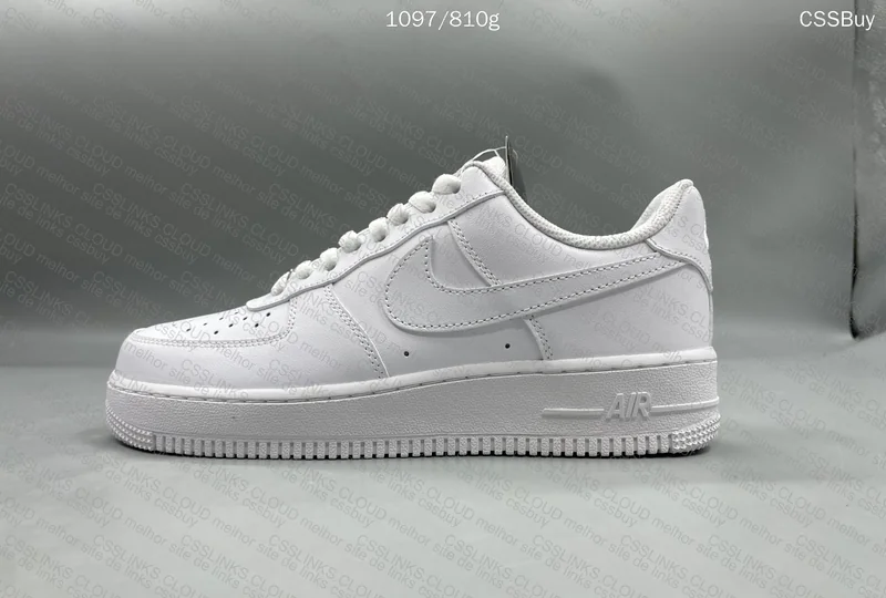 Air Force 1 White 130.00 ¥ 3