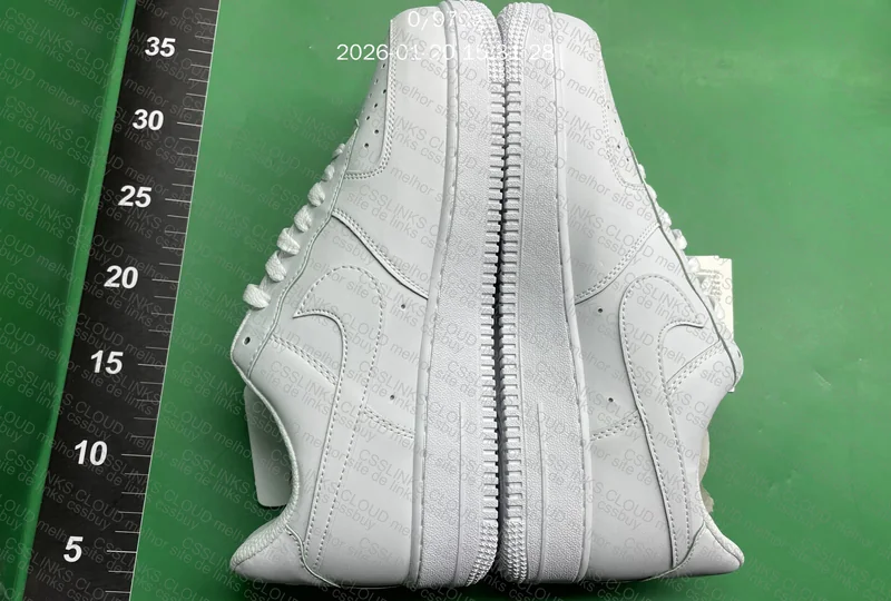Air Force 1 Branco de 25 reais uau 2