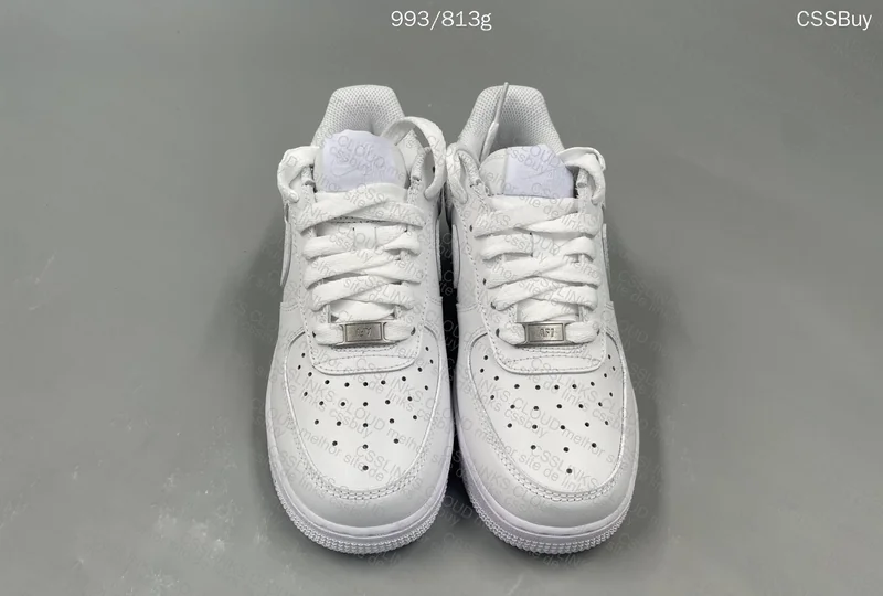 Air Force 1 White and Black 2