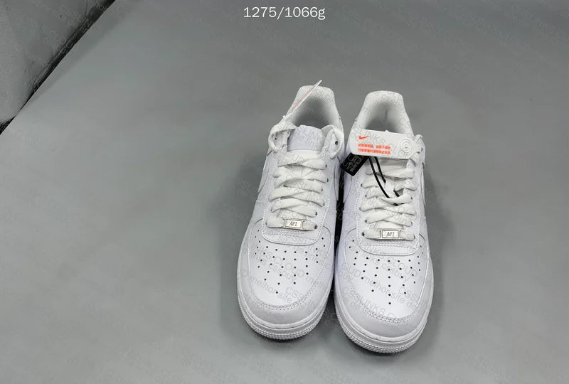 Air Force 1 White G Batch Nike Air Force 1 Low (OVO) 3
