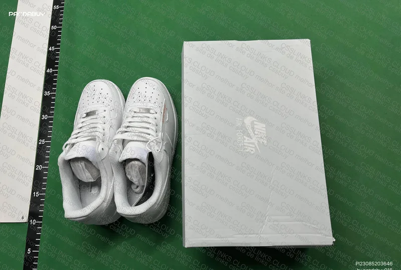 Air Force 1 from 79y 2