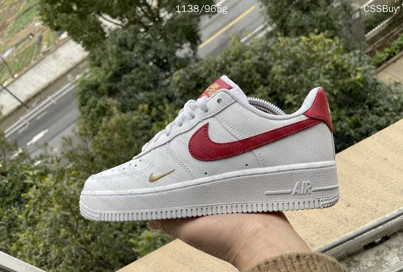 Air Force 1 Low Essential Gym Red Mini Swoosh 8