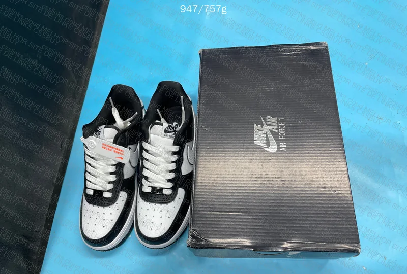 Air Force 1 Low Panda 10