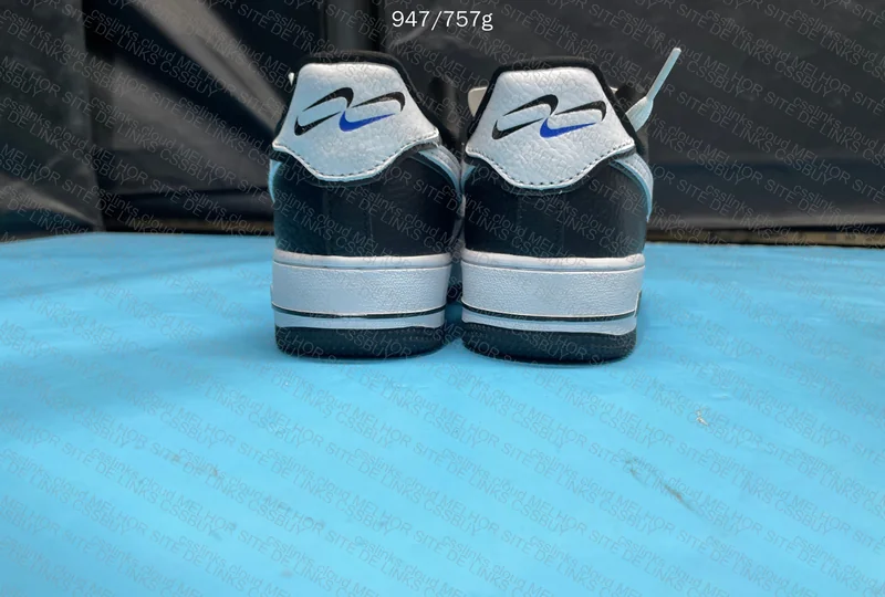 Air Force 1 Low Panda 3