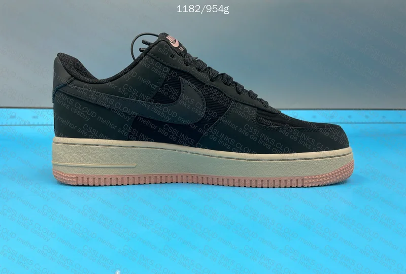 Air Force 1 Low Black 8