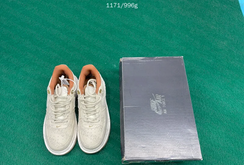 Air Force 1 Luxe Pecan 10