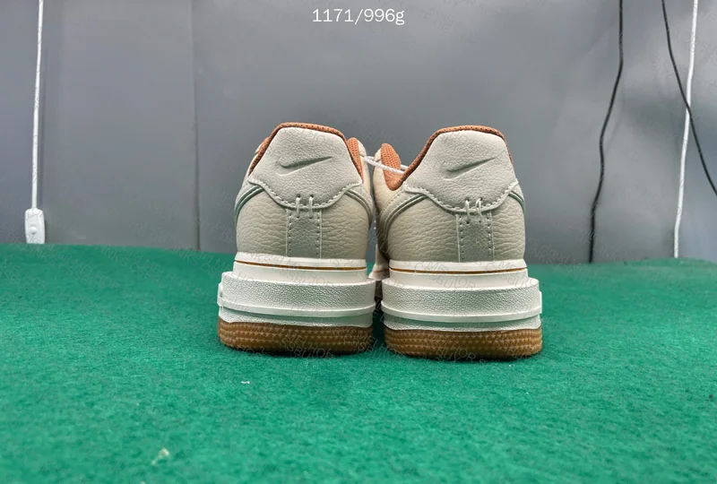 Air Force 1 Luxe Pecan 4