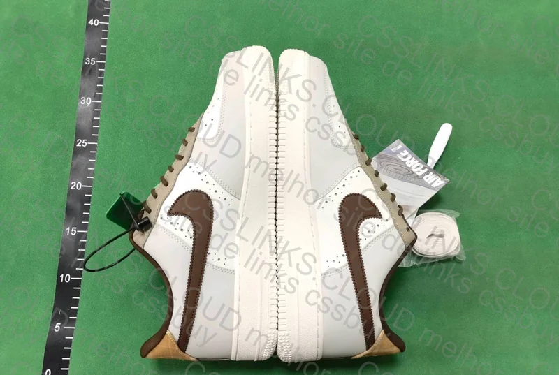 Air Force 1 LV8 Brown 3