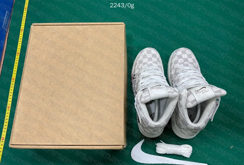 Air Force 1 Mid Louis Vuitton LV Graffiti 6
