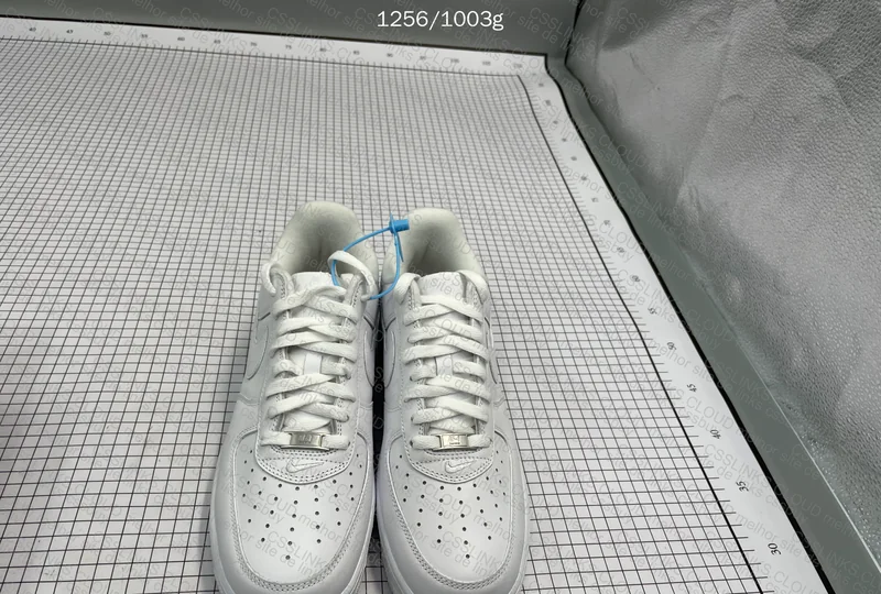 Air Force 1 Nike x Supreme 6