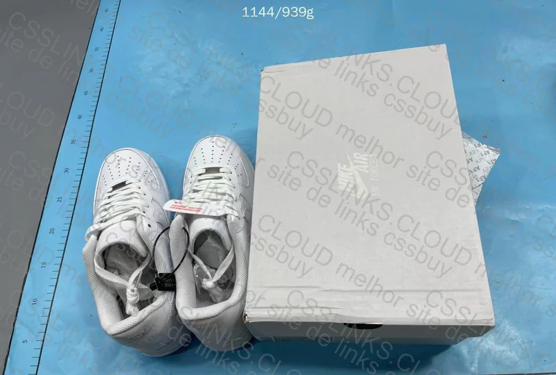 Air Force 1 OVO Sneakers